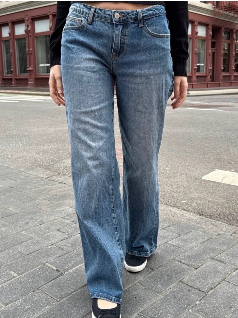 NWT Brandy Melville Gigi wide leg jeans